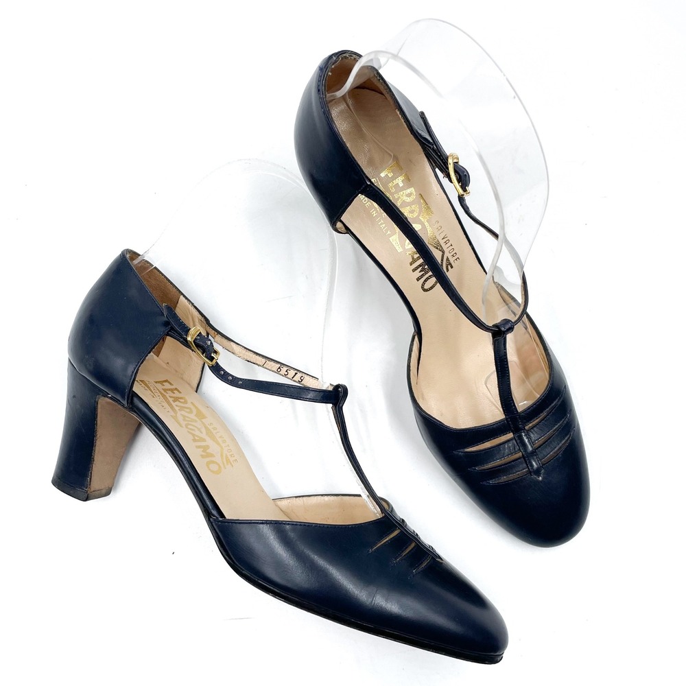 Salvatore Ferragamo T-Strap Heels‎ Pumps Leather Navy Blue Retro Sz 5.5